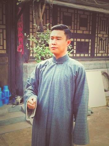 小沈阳说书人造型颇具古风