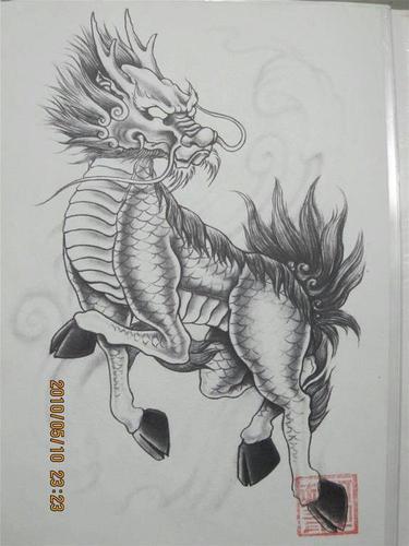 求麒麟壁纸,最好是黑白的