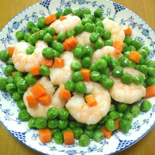 豌豆胡萝卜炒虾仁