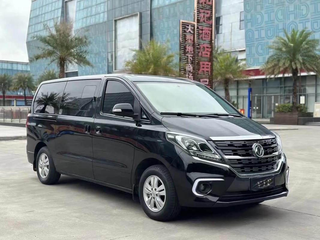 2020年7月东风风行m7 1.8t手动尊享版mpv.5门七