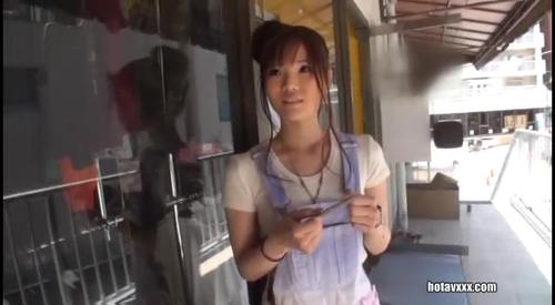 [求出处]求老司机指导下这女的叫什么名字