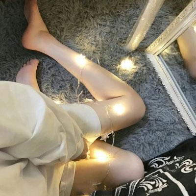 学生女生头像腿部裙子下半身真人筷子腿图片