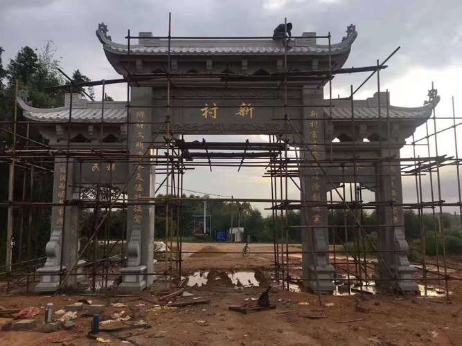 嘉祥石雕源远流长,汉代武氏祠石刻石狮单县"天下坊"古石牌坊就是古代