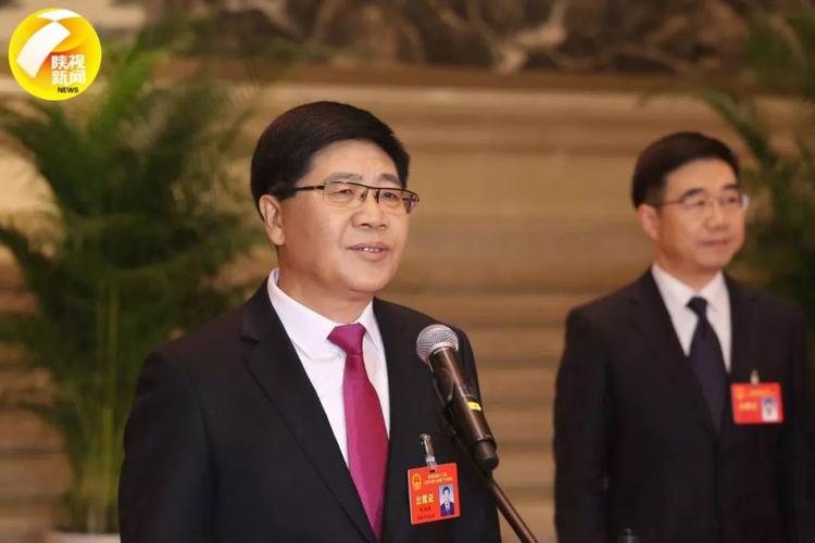 龙钢公司党委副书记 总经理 刘安民