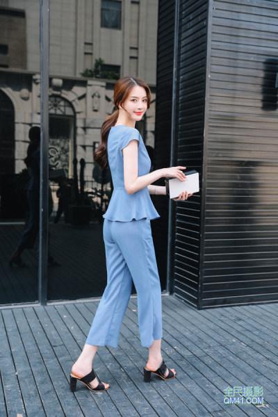 梦娜羽绒服拍摄