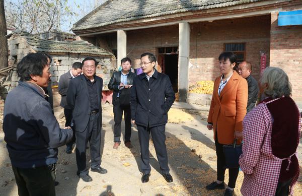 张志强到泗县瓦坊乡苌圩村,小薛村宣讲党的十九大精神