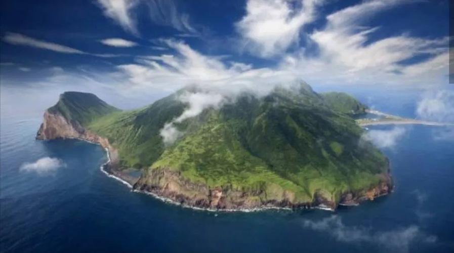 无人何来哀哭声:太平洋哭岛