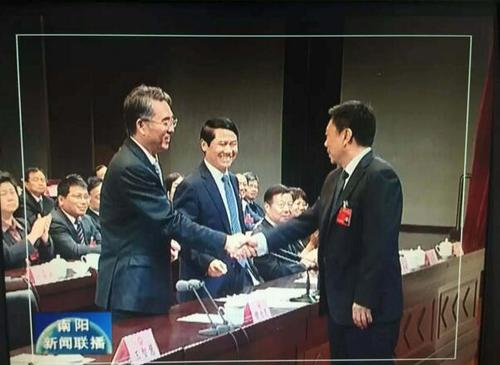 快讯:霍好胜当选南阳市人民政府市长