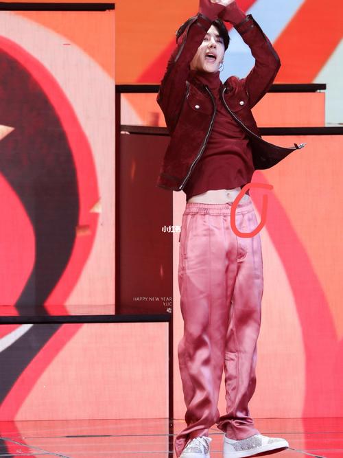 纹身_纹身_肖战王一博_娱乐_明星娱乐资讯