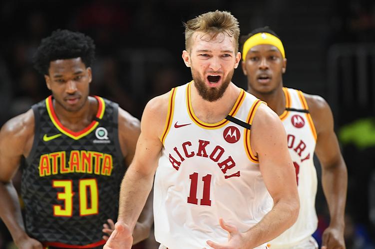 步行者:多曼塔斯-萨博尼斯