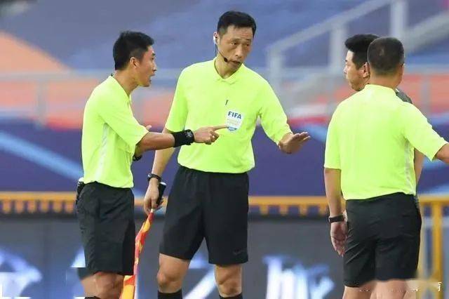 中国裁判:国足不等您了,我先"晋级"世界杯_执法