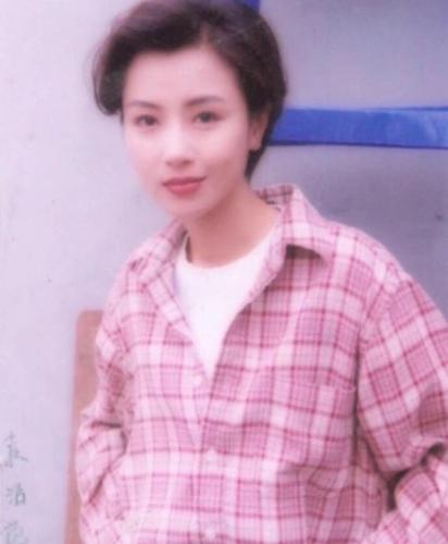 袁洁仪_演员_作品_个人资料_简历_生日_留言 - 酷乐米