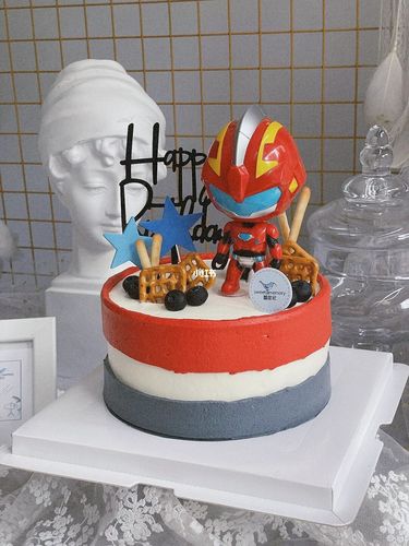 钢铁飞龙生日蛋糕98_生日蛋糕_美食_美食展示_创意