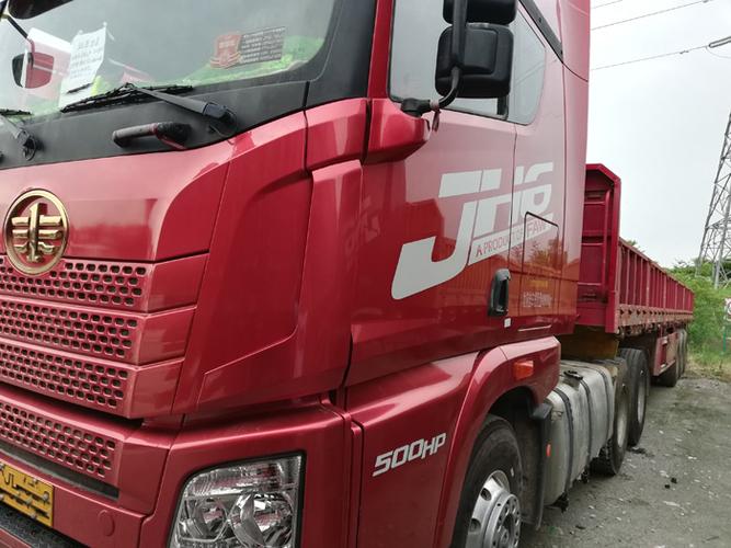 青岛解放jh6半挂车,500马力,13米平板,18年6月上户,国五,潍柴发动机