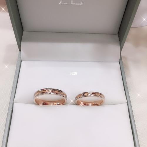 谢瑞麟对戒"至臻情缘"又名"爱的轨迹"_对戒_谢瑞麟怎么样_时尚_镂空