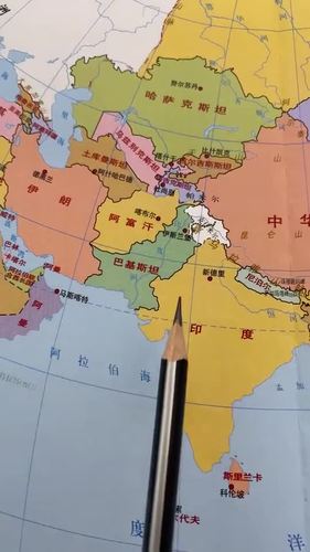 巴基斯坦为何这么重要?地理老师一句话,巴铁兄弟放不下!