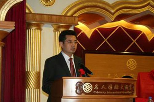 何健