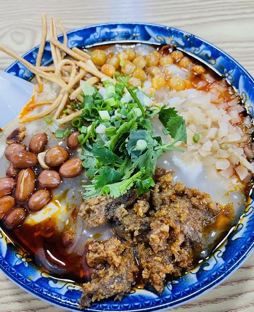 乐山粉蒸牛肉豆腐脑