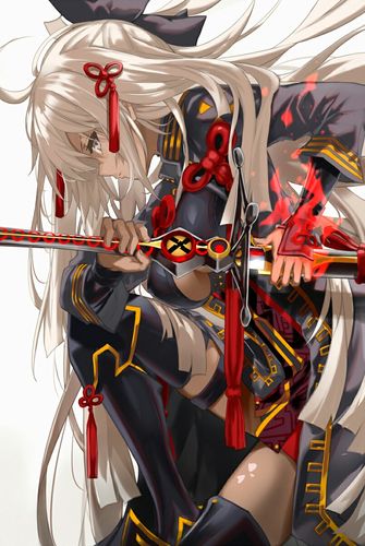 感觉这个女剑士好冷酷