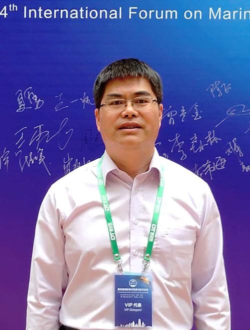 张海龙