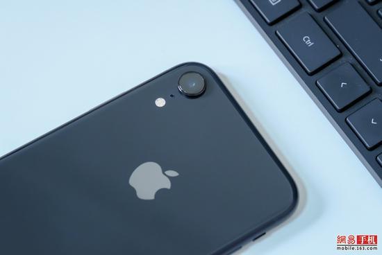 iphone xr体验:色彩之外 还有你想要的全部