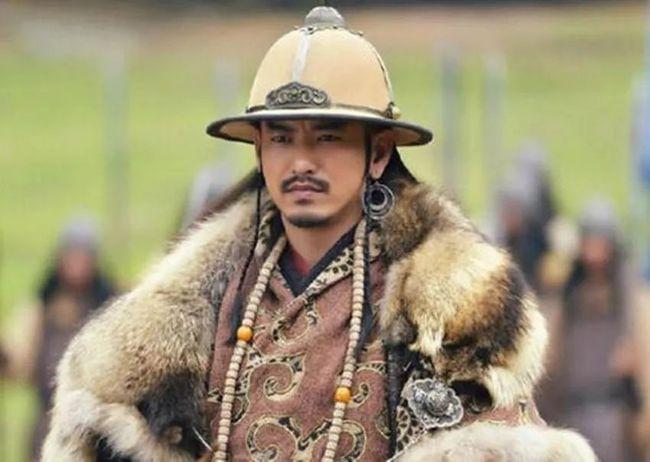 网易首页>网易号>正文申请入驻>由于也先并不是黄金家族的后代,所以其