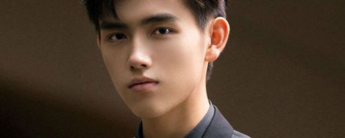 陈飞宇和陈赫什么关系