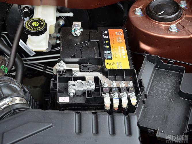 北汽绅宝x35 2016款 1.5l 自动尊贵版--蓄电池品牌/型号 / 107