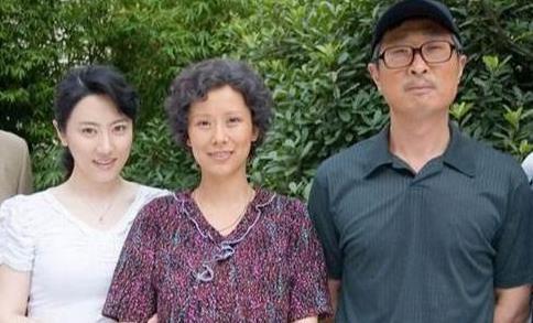 王博谷:宋丹丹儿媳,领导老公,征服婆婆,不理"公公"英达