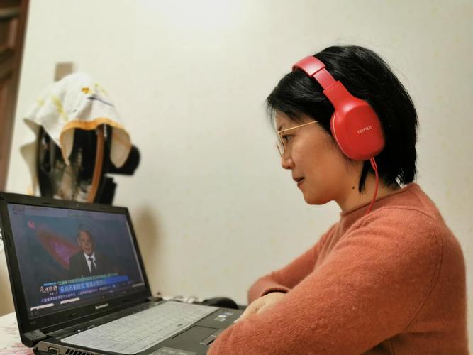 马院思政课老师徐莉教授