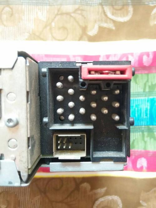 宝马cd谁知道怎么接线