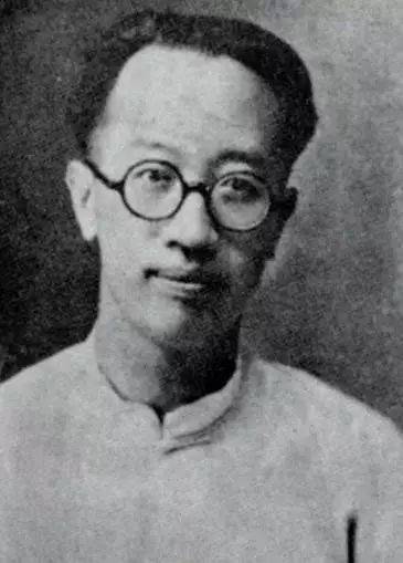 梁实秋 也许世界上天生有种人是作家,有种人是读者