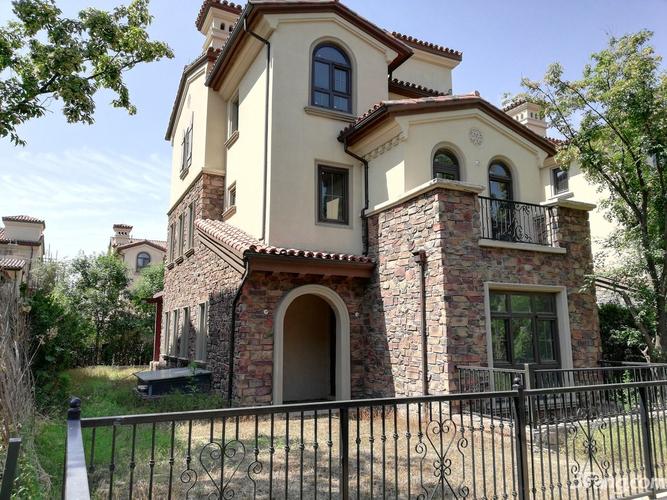 北京顺义中央别墅区棕榈滩别墅写字楼出售,法式600平