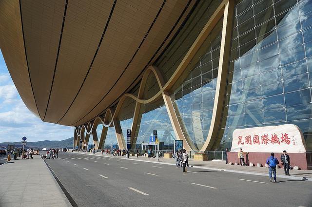 昆明长水国际机场停车收费标准,昆明长水国际机场停车