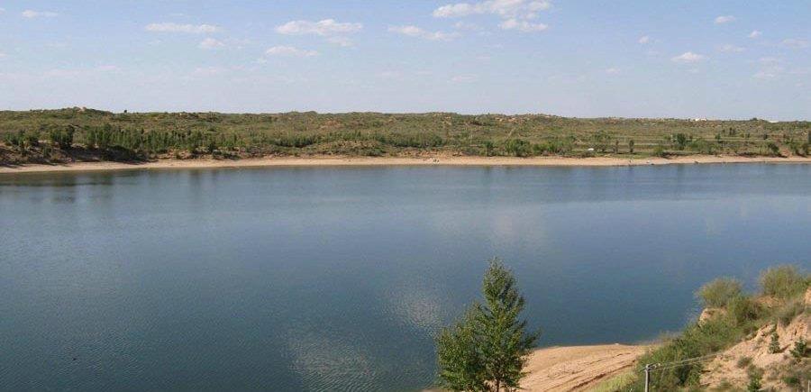 内蒙西部最大水库,进行技术改造,马上实现河畅水清岸绿景美