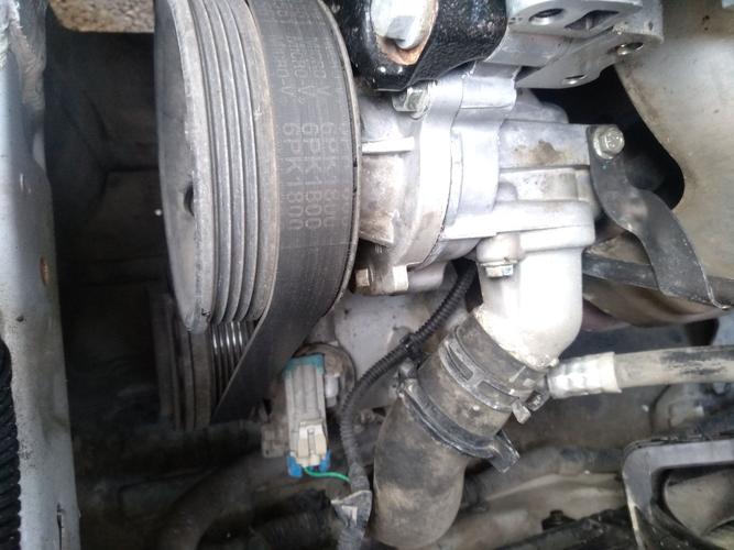 宝骏730 2014款 1.5l 手动舒适esp版 7座