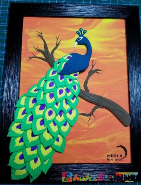 简单漂亮的孔雀粘土画制作方法