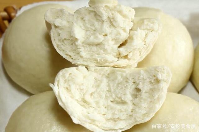 作为一个北方人一日三餐每家每户家里自然是少不了馒头的