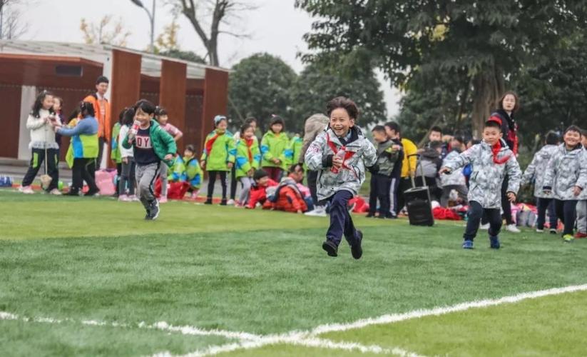 重庆巴蜀蓝湖郡小学二年级"安全岛—科创未来" 社会大