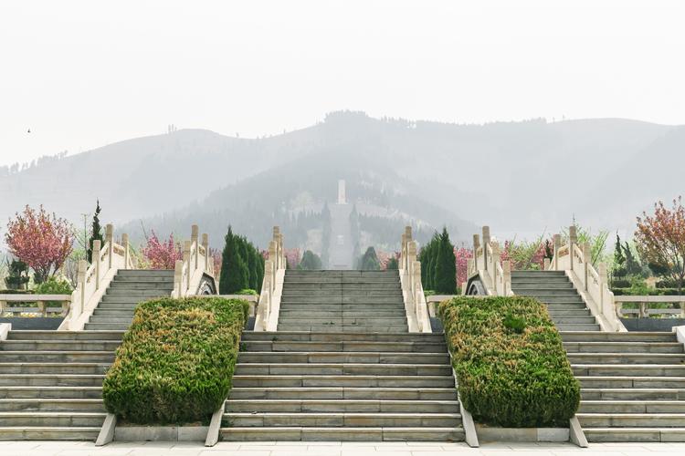 山东龙凤山文化园