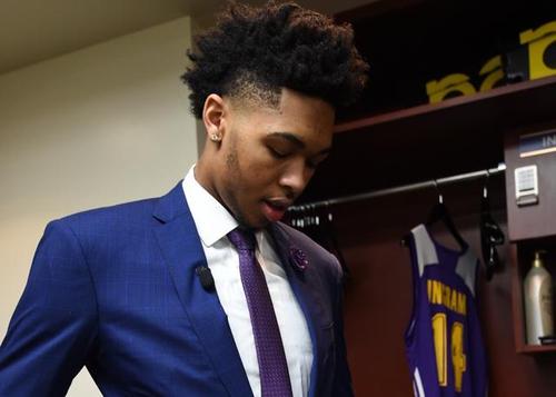 她比瓦妮莎还宠爱科比,这句话令英格拉姆心塞球哥落寞