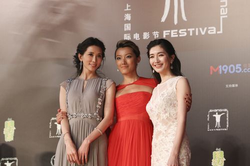 第17届上海电影节闭幕 林志玲江疏影携手亮相