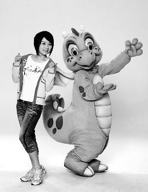 新主持人榕榕的加入,为《小神龙俱乐部》增加了新鲜血液.