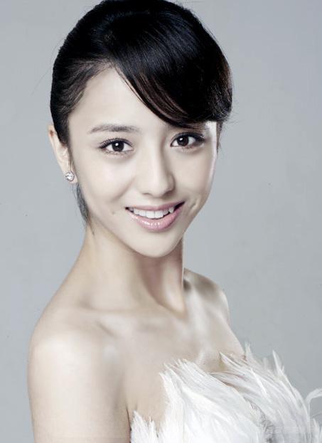 《 a data-lemmaid="1069885">天上人间 /a>》改编的一部古装言情剧