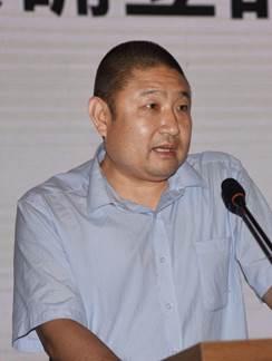 李亚彬