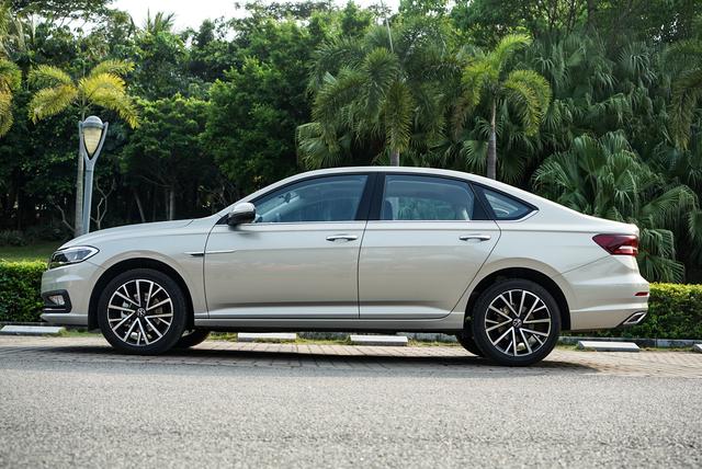 暑假全家出行好选择,2021款朗逸到底强在哪?