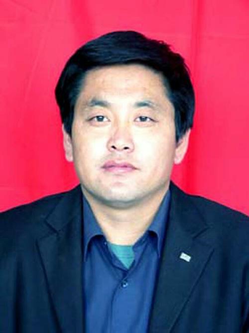 热烈祝贺平泉一中周国君,赵利华两位老师双获承德市高中校本课程教学