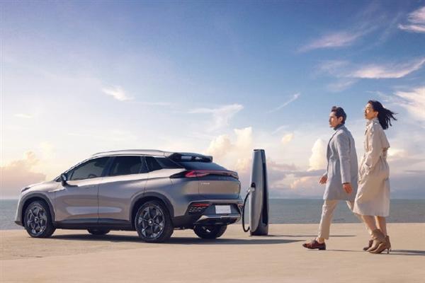 广汽埃安官方发布了一组aionlxplus的新车官图是怎样呢