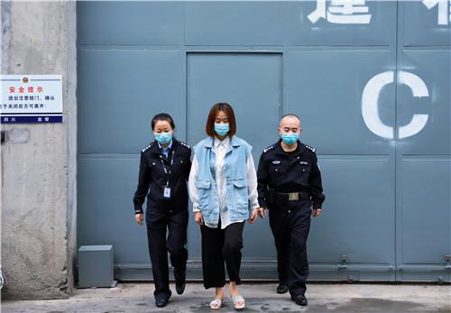 蓬溪县公安局看守所民警左万春