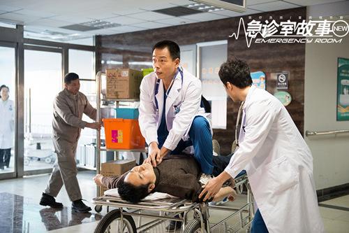 《急诊室故事》获各界力挺 竖行业剧新标杆